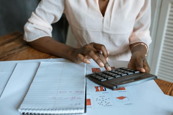 炒纸黄金kdj指标是什么意思